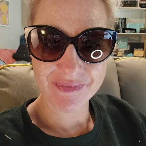 Tiffany & Co. "Return to Love" Sunglasses 56/18-140 Dark Havana 1 (With Case) - Picture 9 of 15